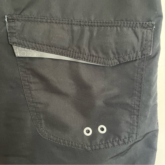 Men’s Reef Stryker Black With Purple Plaid Swim Trunks Board Shorts Size 33 - Picture 9 of 14